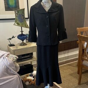 Insight Black Women's Skirt Set